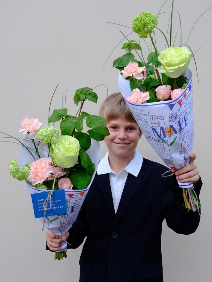 Букет ДЕНЬ ЗНАНИЙ 73